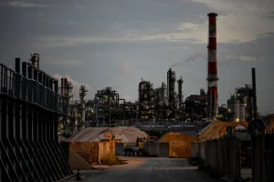 TRAINING KOROSI DALAM INDUSTRI MINYAK DAN GAS BUMI