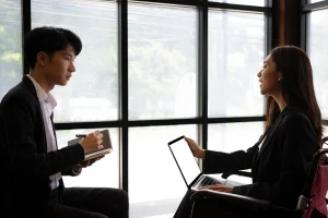 TRAINING NEGOTIATION, PERSUASION & COMMUNICATION SKILLS FOR COLLECTOR