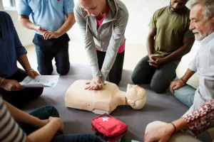 TRAINING ONLINE TRAINING FIRST AID PERTOLONGAN PERTAMA GAWAT DARURAT