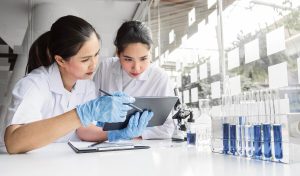 TRAINING PROSES PENGENDALIAN MUTU PADA LABORATORIUM