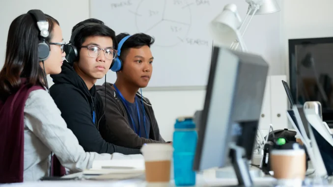 PELATIHAN HANDLING OPERATION MANAGEMENT TRAINEE